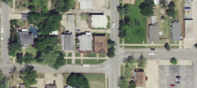 302 Elm Ave