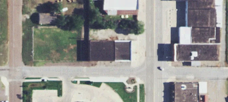 421 Main St