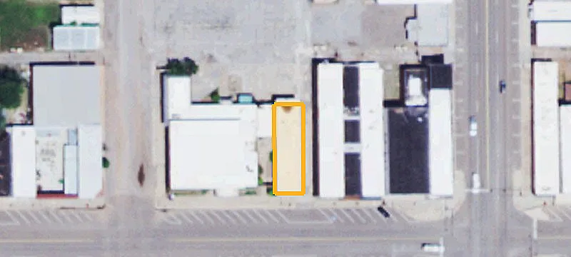 121 Main St