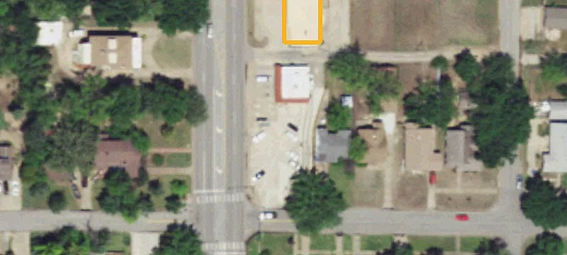 813 Van Buren St