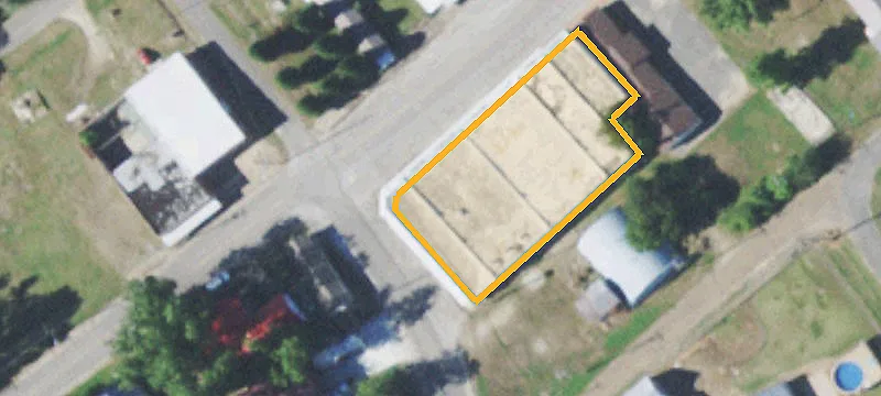 303 Commercial St