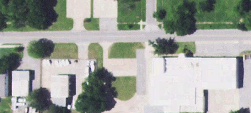 814 F Ave