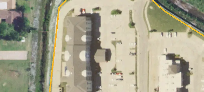 5300 Main St
