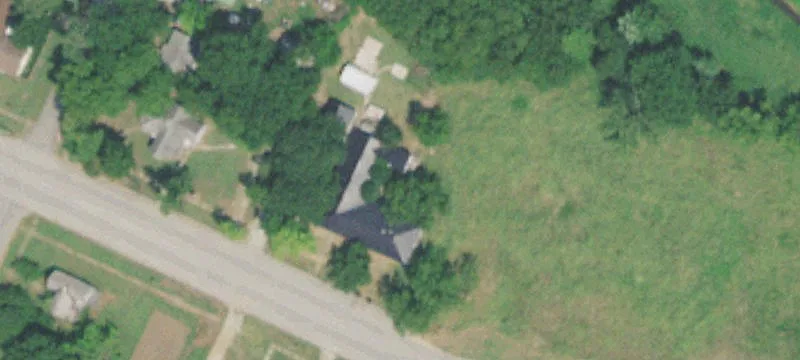 618 Canadian Ave