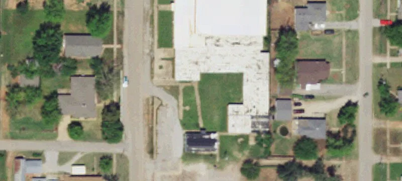 301 Main St