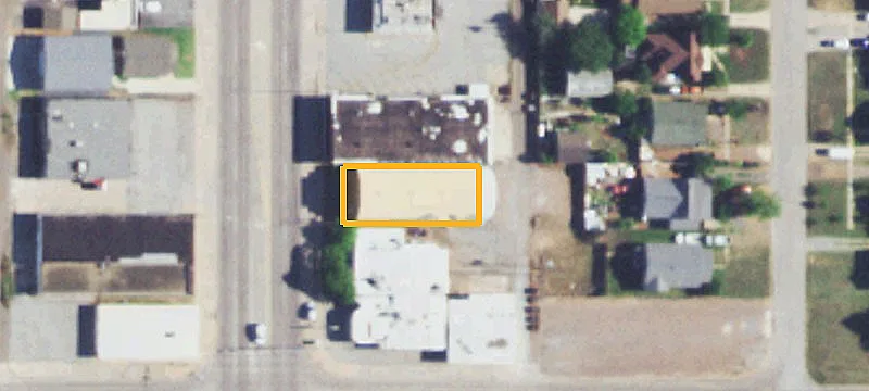 808 Main St