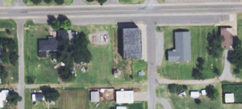 702 Main St