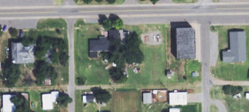 712 Main St