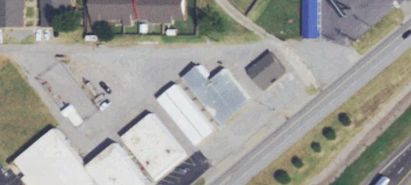 1413 Main St