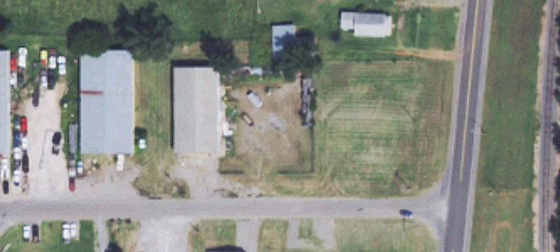 208 Petty Ln