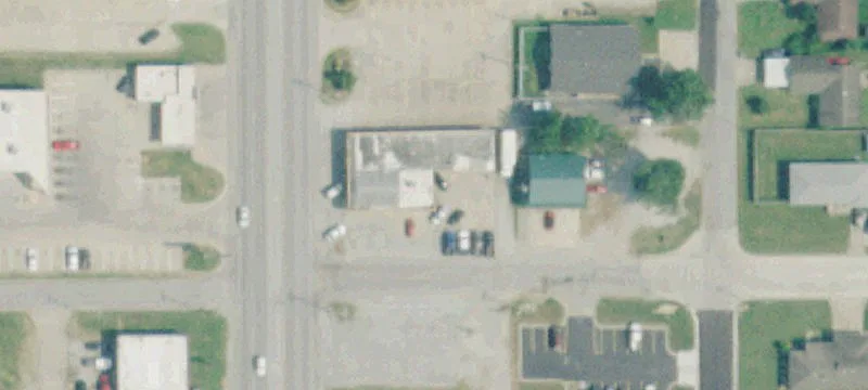 1302 Main St