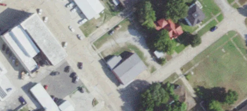 200 Oak St