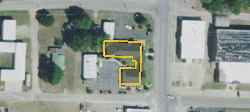 401 Main St