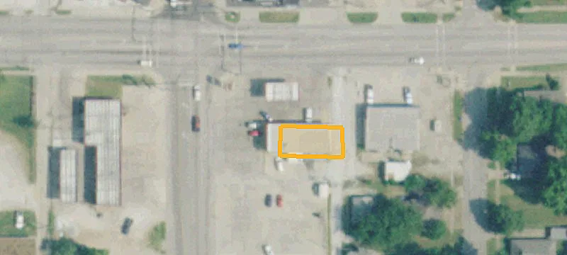 301 Main St
