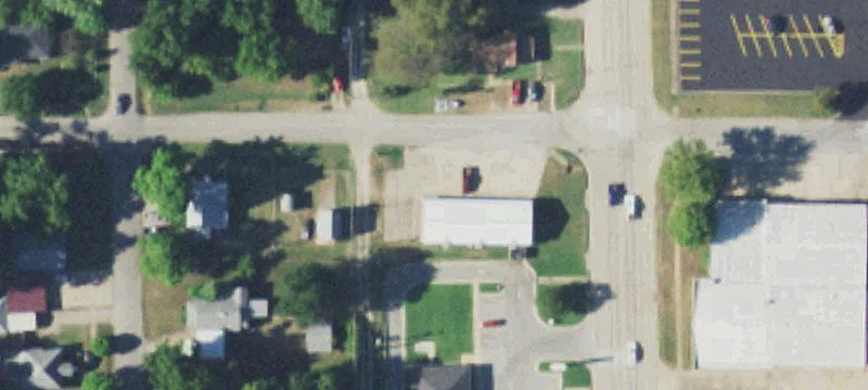 412 Broadway St