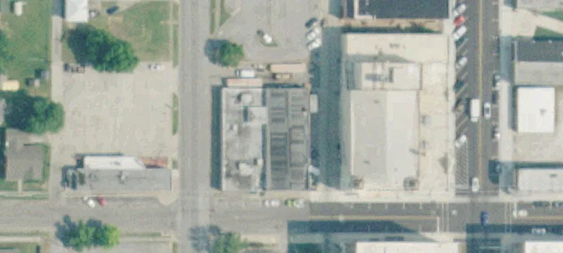 14 1st NW Ave