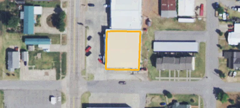 301 Broadway Ave
