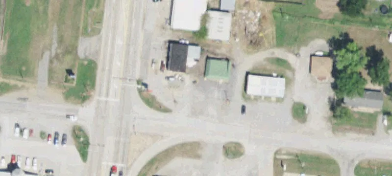 102 Chouteau Ave