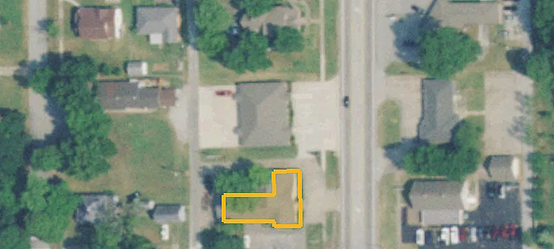 908 Main St