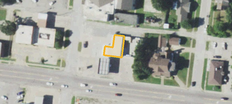 301 Main St