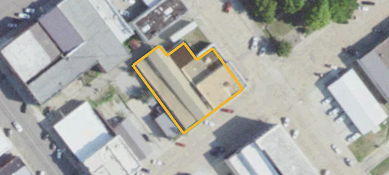 120 Broadway St