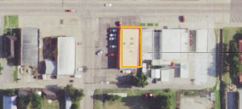 1223 Main St