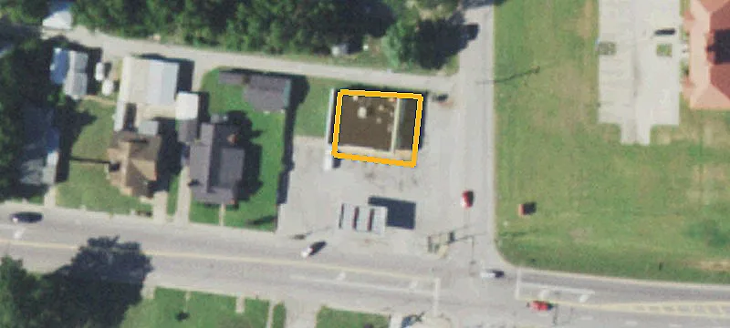 521 Main St