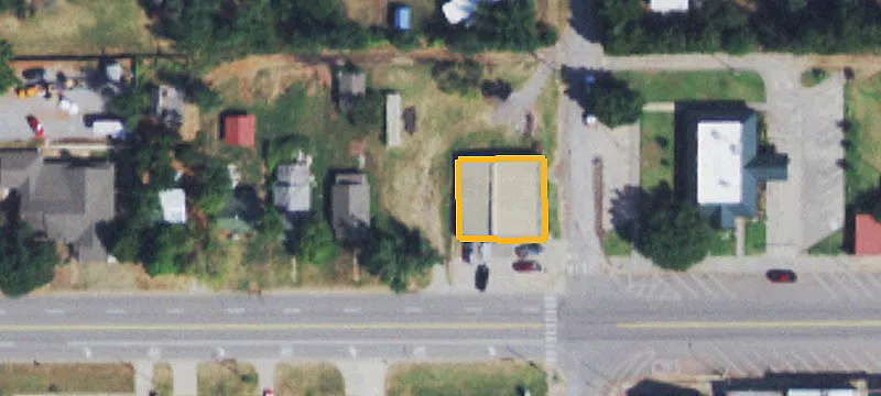 303 Main St