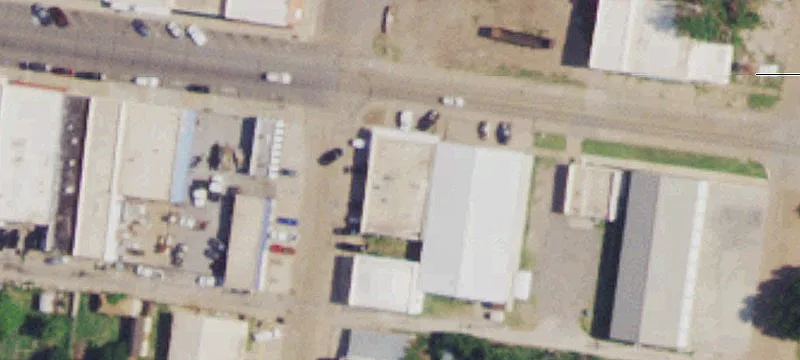 423 Main St