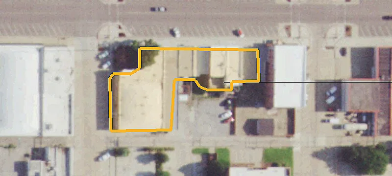 1013 Main St