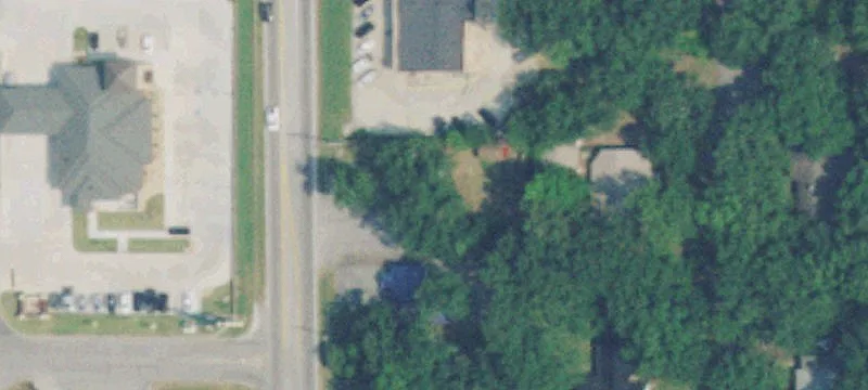 1305 Main St