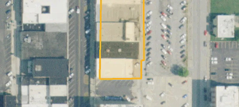 16 Main St