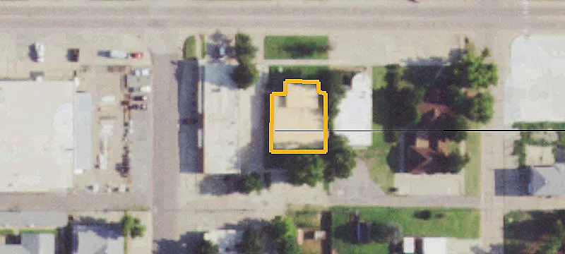 1715 Main St