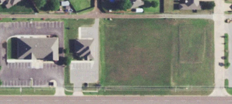 901 Tamarack Rd