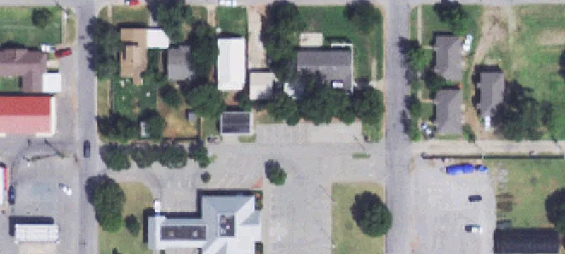 805 Orient Ave