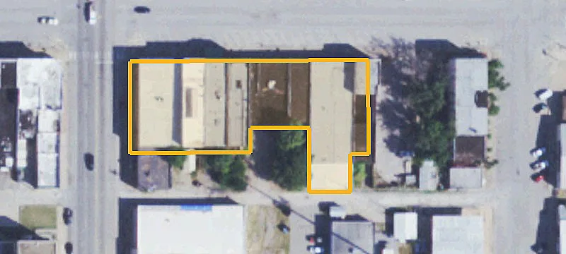 114 Broadway St