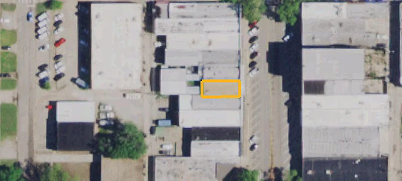 912 Main St