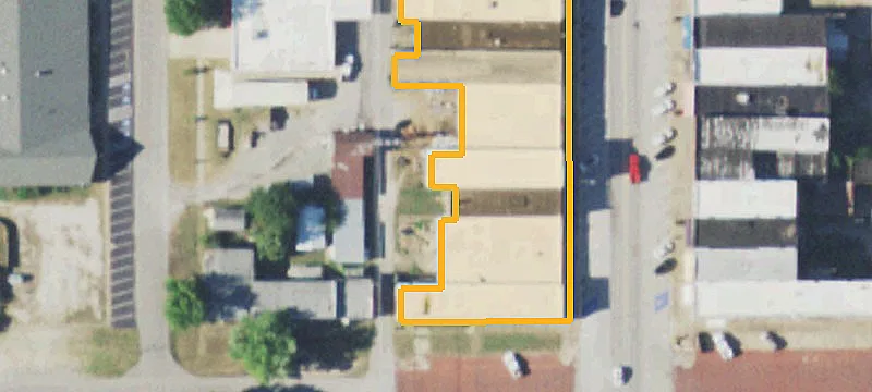 116 Broadway St