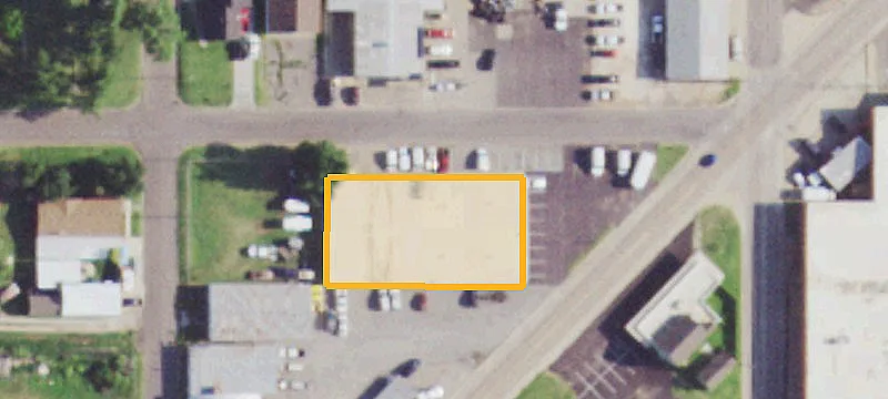 2215 Main St