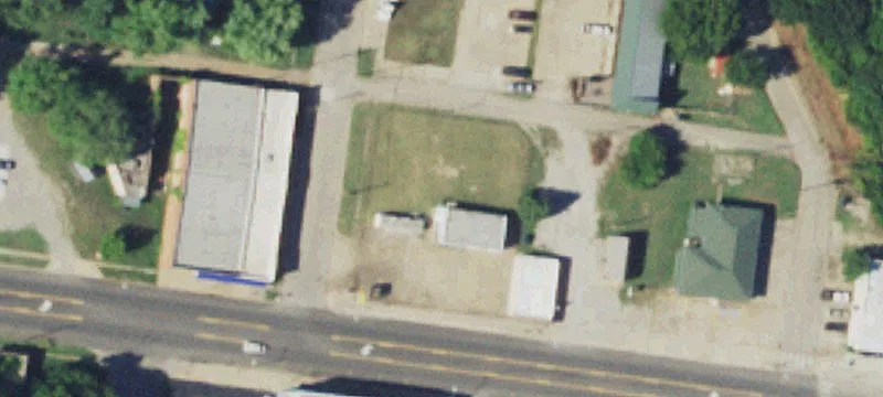 225 Main St