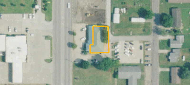 1816 Main St