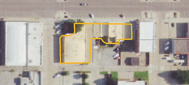 1015 Main St