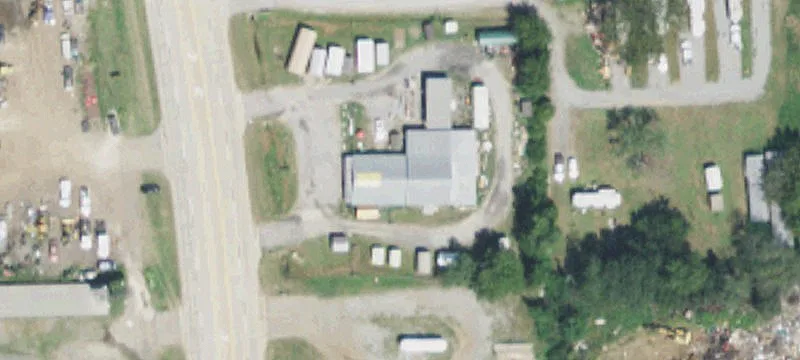 1090 Chouteau Ave