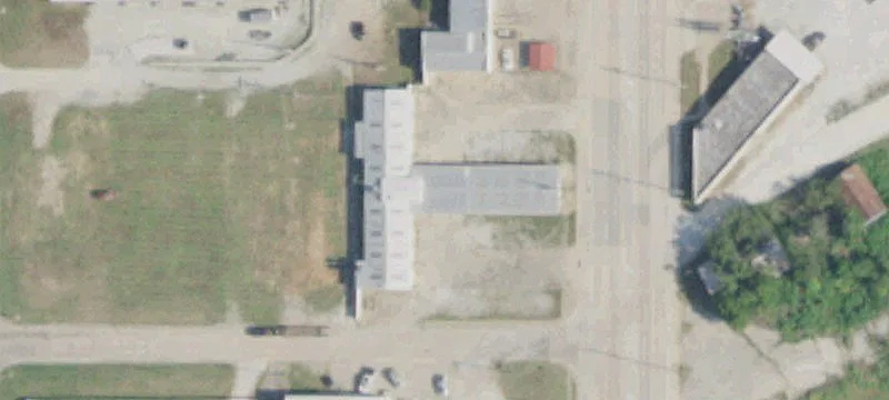 401 Broadway Ave