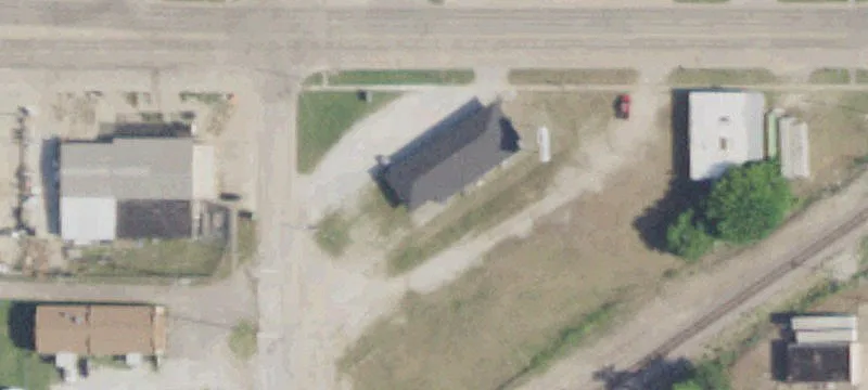 425 Main St