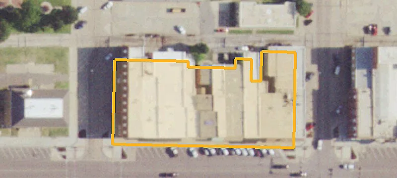 914 Main St