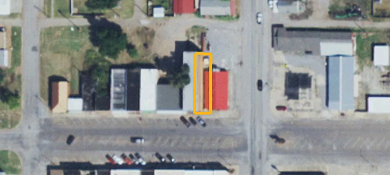 302 Main St