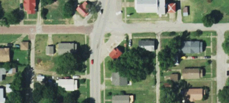 300 Main St