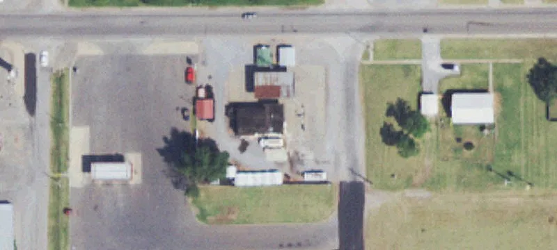 320 Broadway Ave