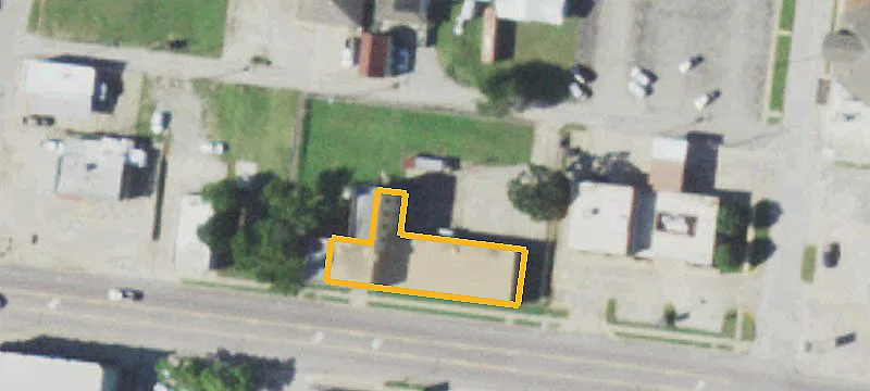 221 Main St